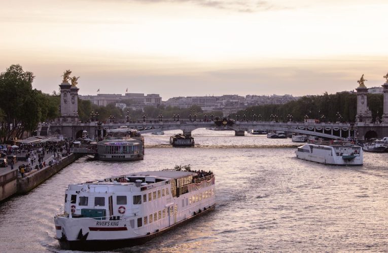 Barcelona: Fascynująca mieszanka kultury historii i pięknych plaż