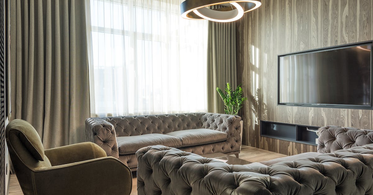 Zagadka telewizji naziemnej: Co spowodowało brak Polsatu i TVN w naszych domach?