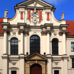 Jakie są najważniejsze korzyści ze studiowania prawa praktycznego w Krakowie?